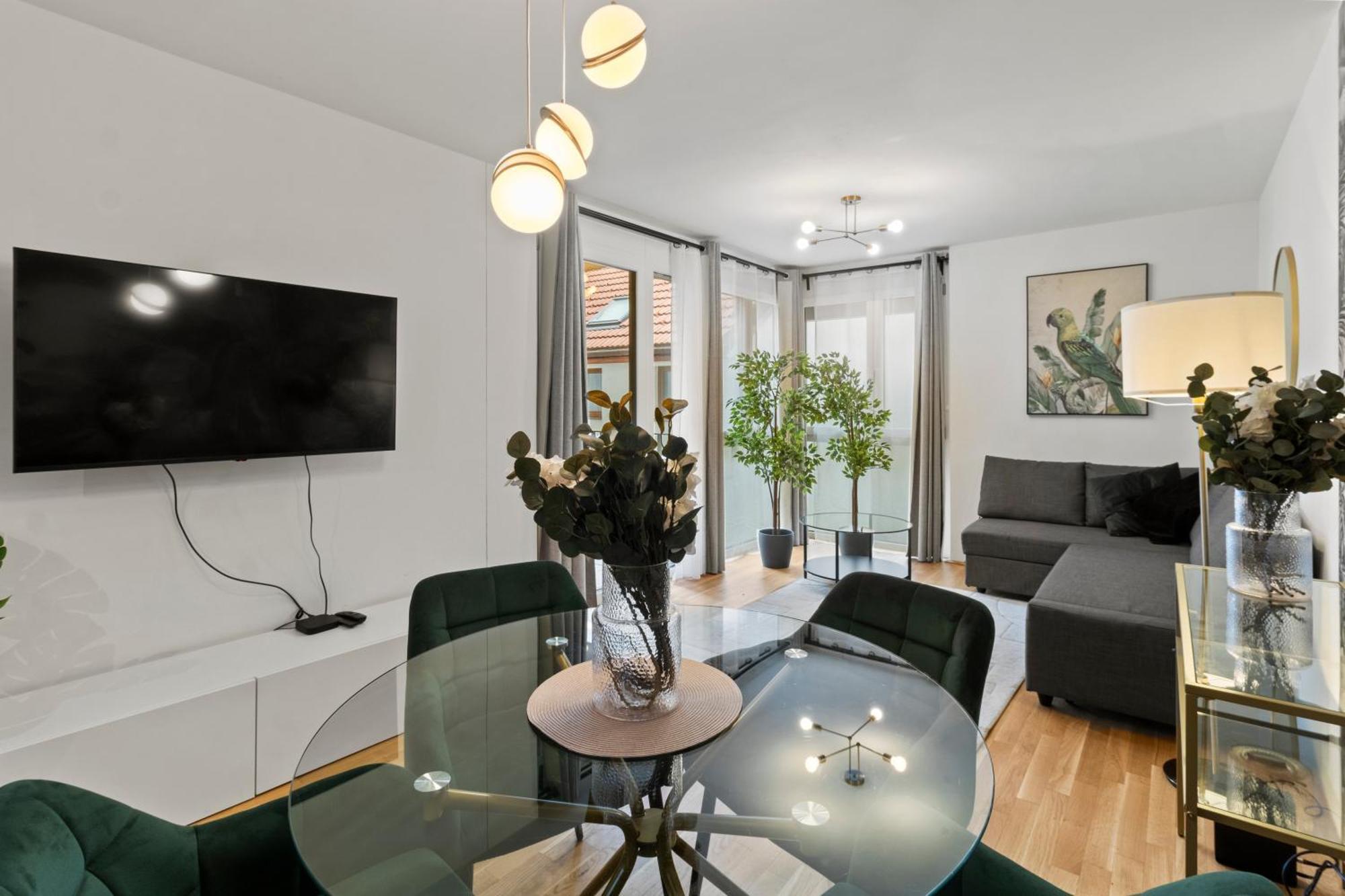 Balcony Apartment I 50 M² I Near City Center Vienna Exterior photo