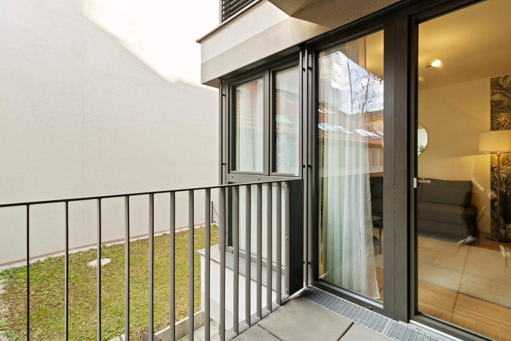 Balcony Apartment I 50 M² I Near City Center Vienna Exterior photo